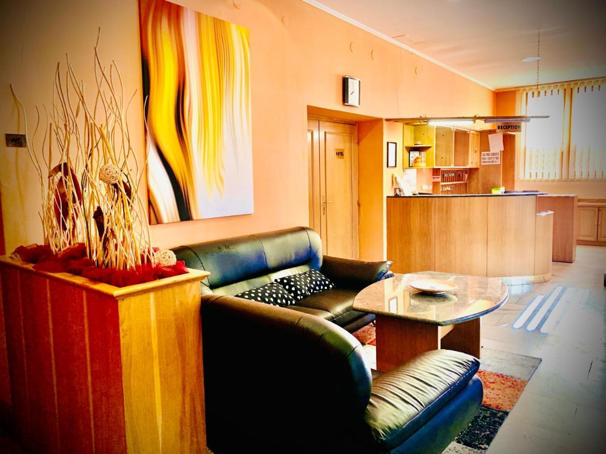 Hotel Macocha Blansko Esterno foto